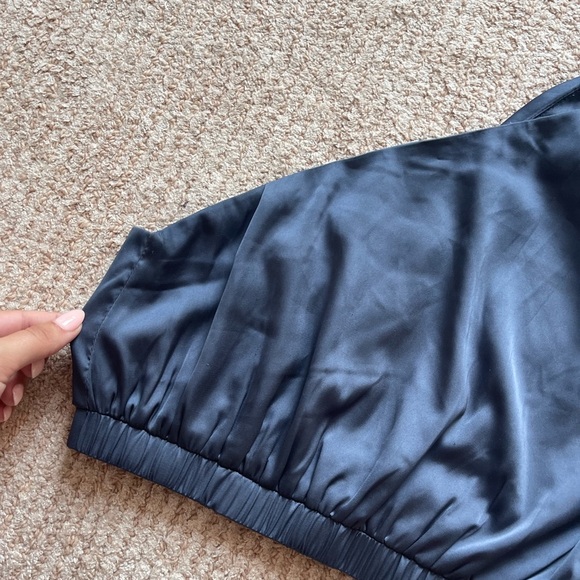 Super down Eileen Blue Satin Crop Top One Shoulder - Picture 5 of 8